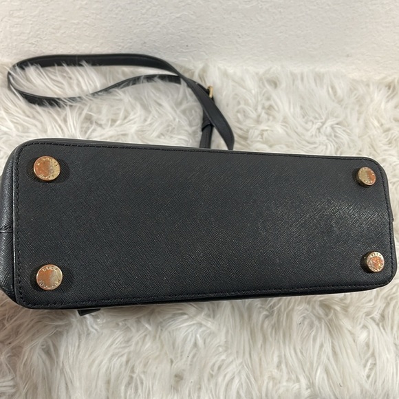 MICHAEL MICHAEL KORS Savannah Medium Saffiano Leather Satchel Black & Gold - Picture 7 of 15